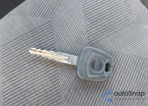 2016 Nissan Rogue S из США, поврежденный, VIN KNMAT2MT2GP721532